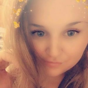 Meet your Posher, Ashlea